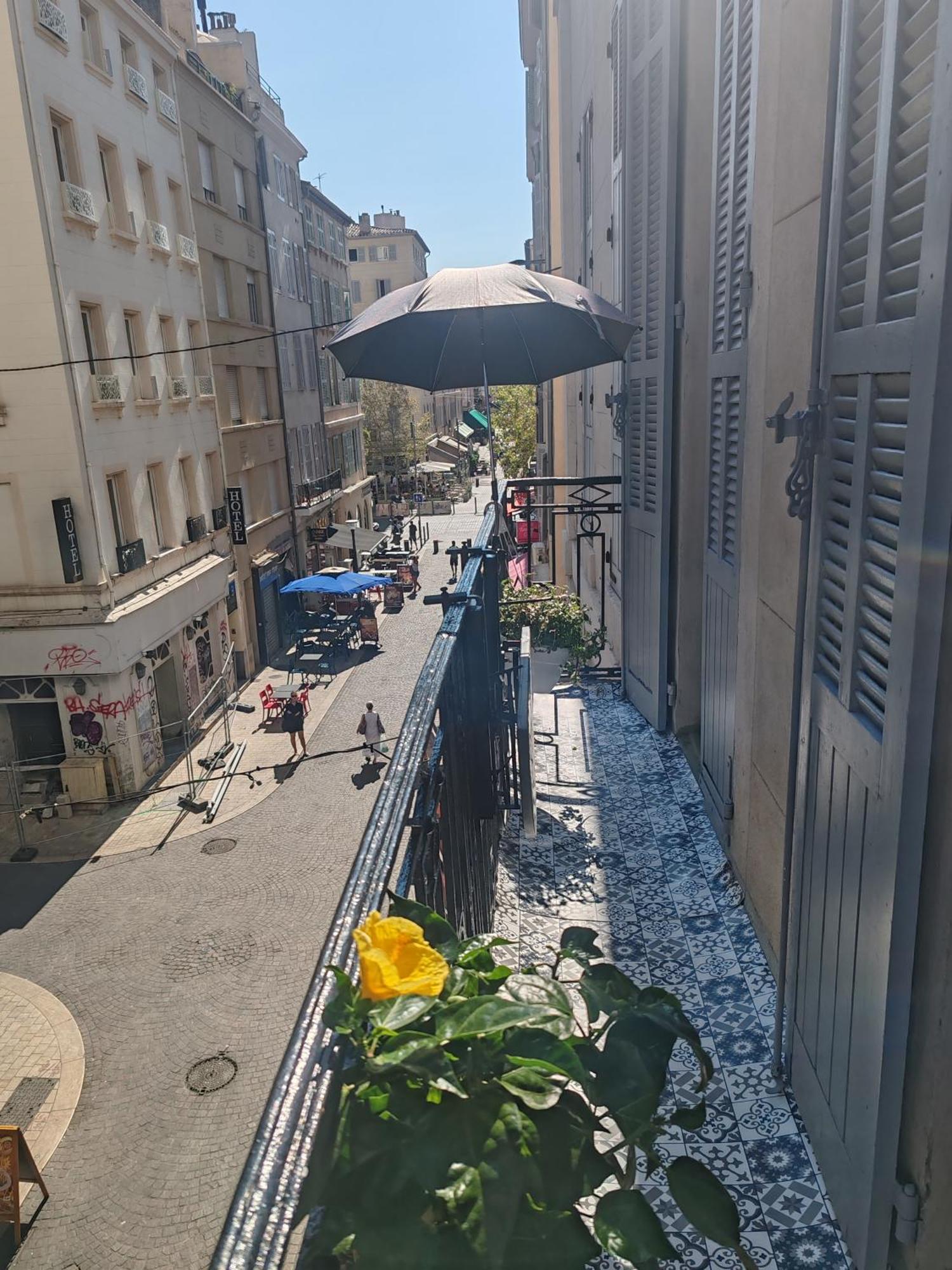 Апартаменты T3 Grand Balcon Au Coeur Du Vieux Port Марсель Экстерьер фото